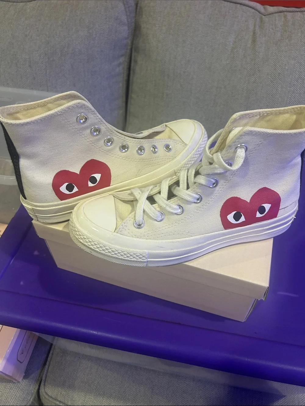 Converse Cream High-Top Sneakers with Red Heart Graphic